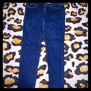 Skinny jeans